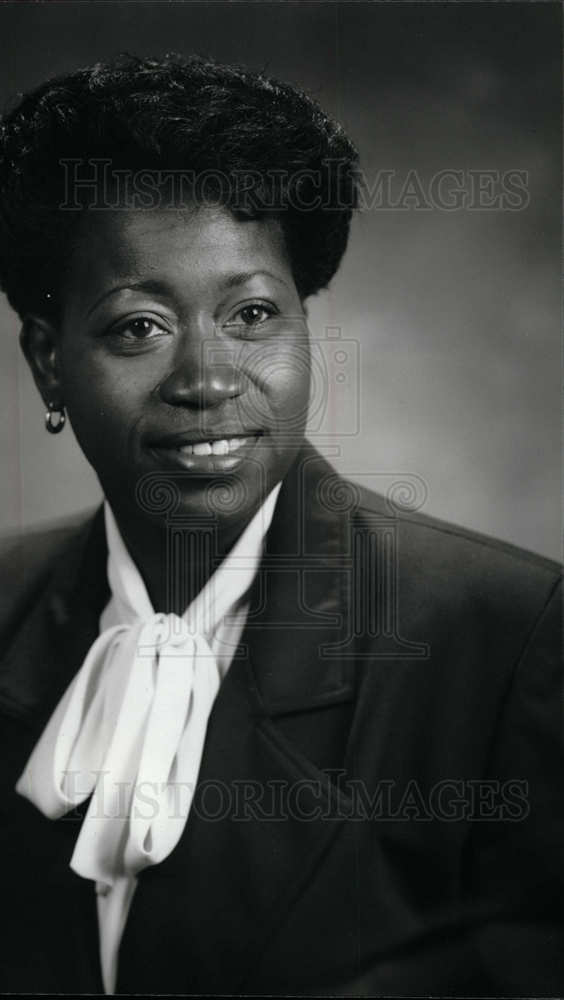 1989 Press Photo Hellen Walker, Associate Director - dfpd36187- Historic Images