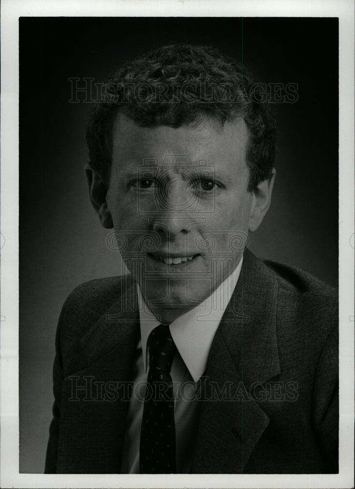 1987 Press Photo James Brooker Vice President WNICJames - dfpd38723- Historic Images
