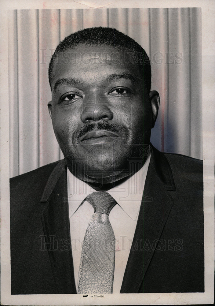1973 Press Photo Milton Teagle Simmons - dfpd39079- Historic Images