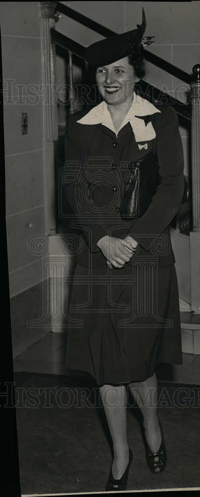 1943 Press Photo Peter Monaghan - dfpd40285- Historic Images