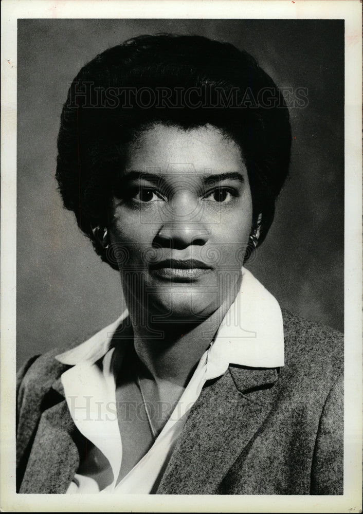 1983 Press Photo Rep. Juanita Watkins right hazardous - dfpd41685- Historic Images