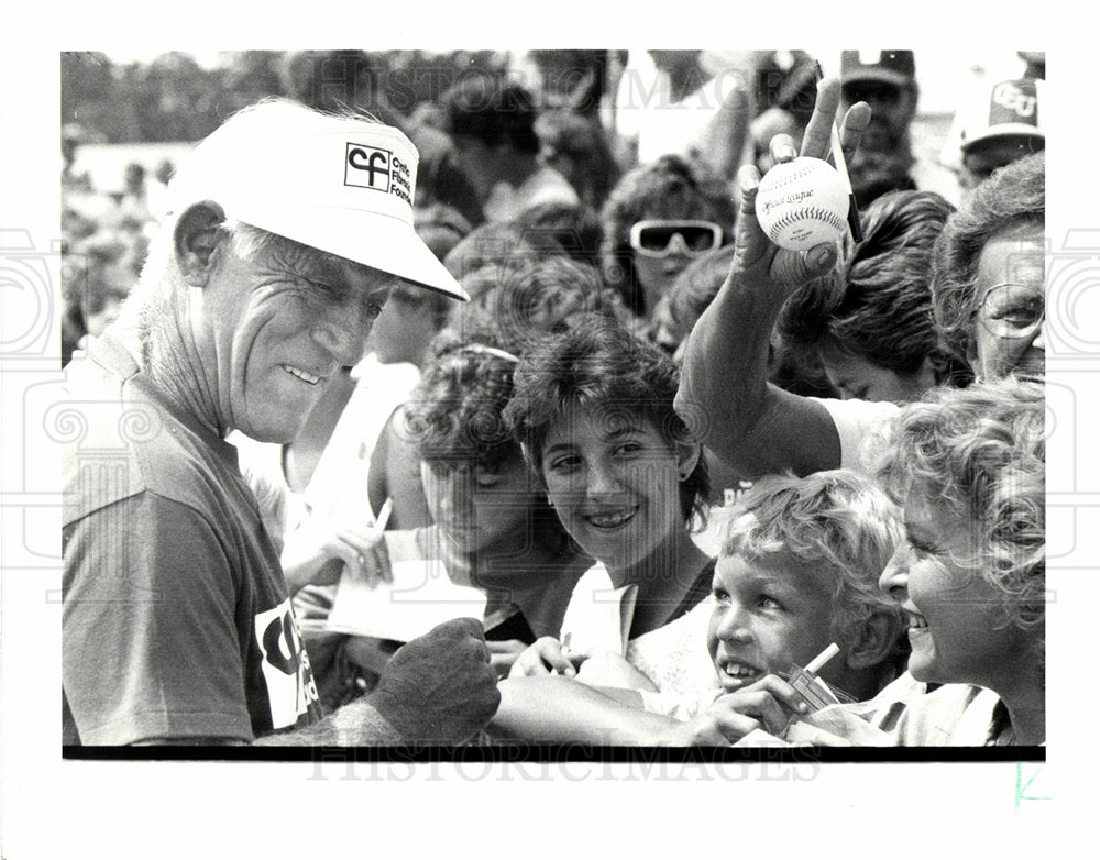Press Photo Sparky Anderson Tigers -933- Historic Images