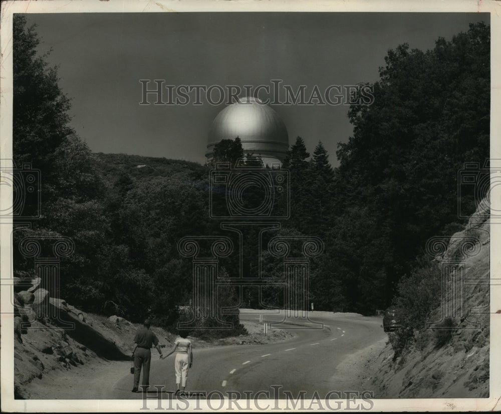 1957 Press Photo Los Angeles Griffith Observatory Telescope - ftx00104- Historic Images