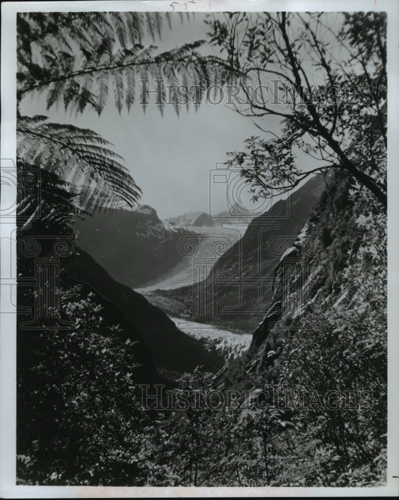 Press Photo Southern Alps, New Zealand - ftx01278- Historic Images