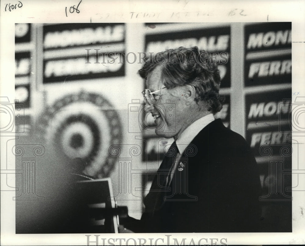 1984 Press Photo Senator Edward Kennedy at Seattle, Washington Rally - ftx01313- Historic Images