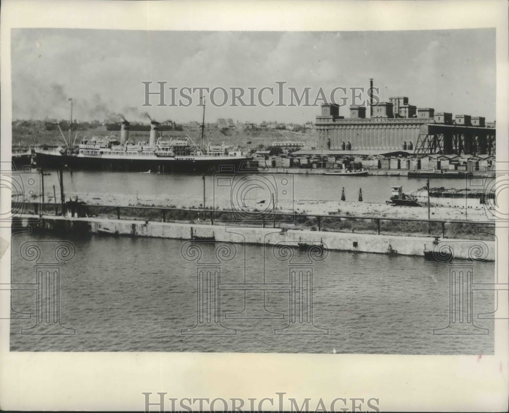 1940 Press Photo Constanta, Romania Harbor Closed by Army - ftx02125- Historic Images