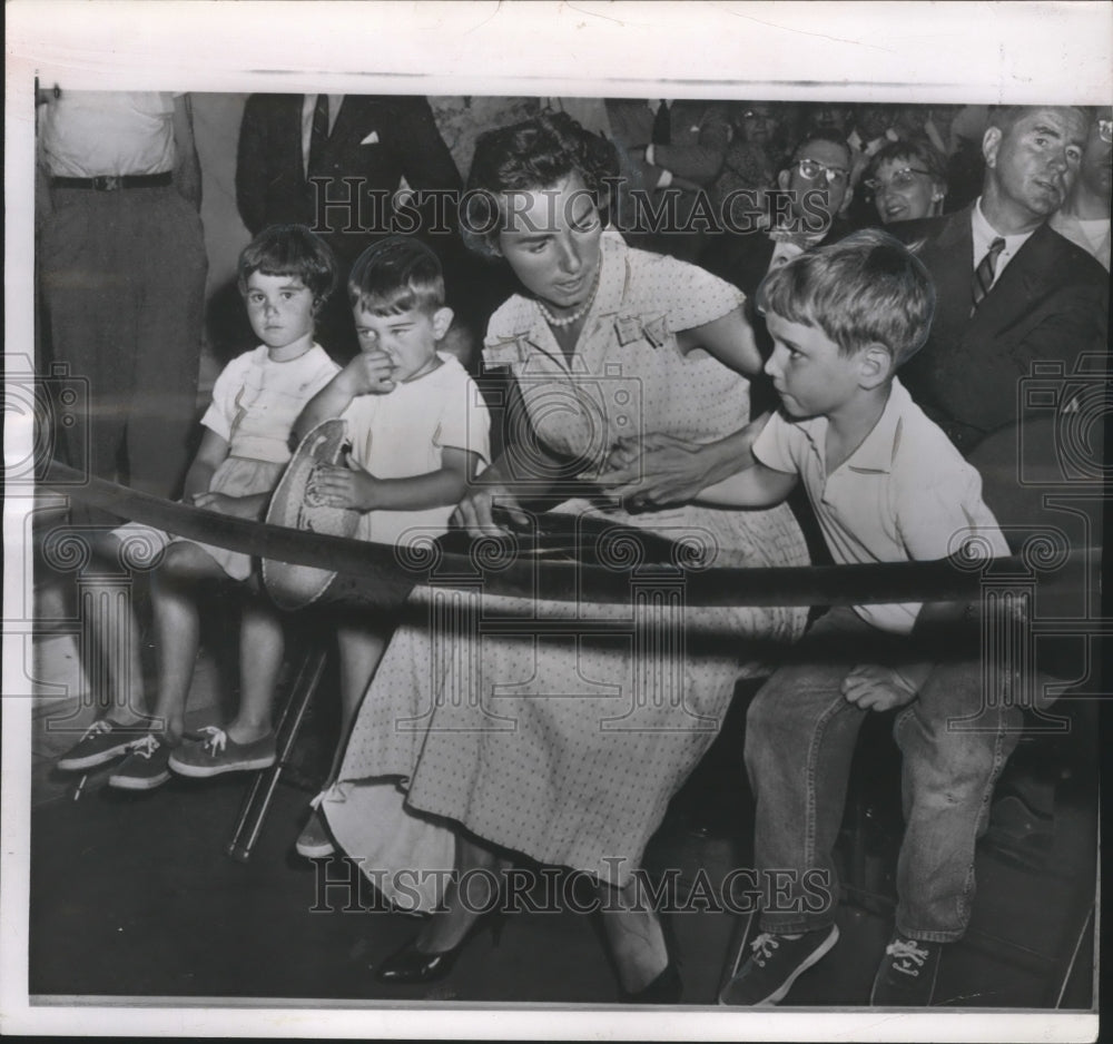 1957 Press Photo Ethel Kennedy and Children at Dave Beck Senate Investigation- Historic Images