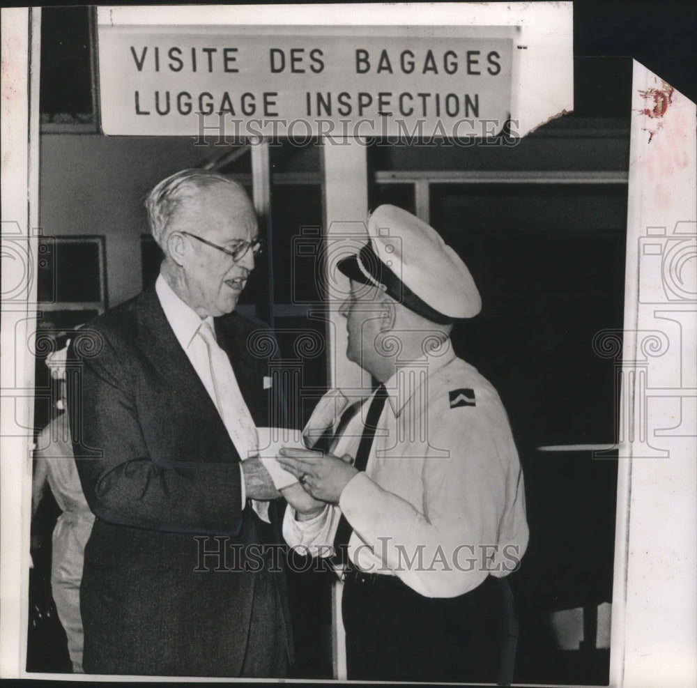 1960 Press Photo Joseph P Kennedy Talks with French Customs Officer - fux00110