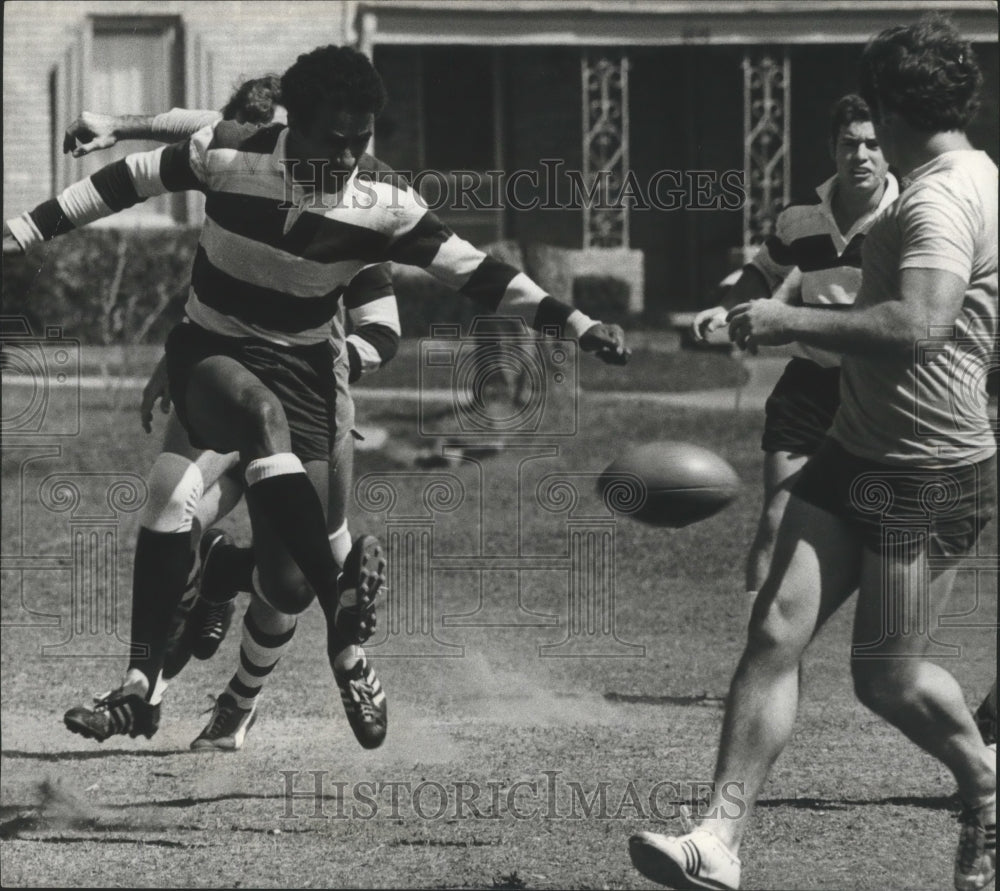 1971 Press Photo Naviolasiga, member of Houston Rugby Club - hca01863- Historic Images