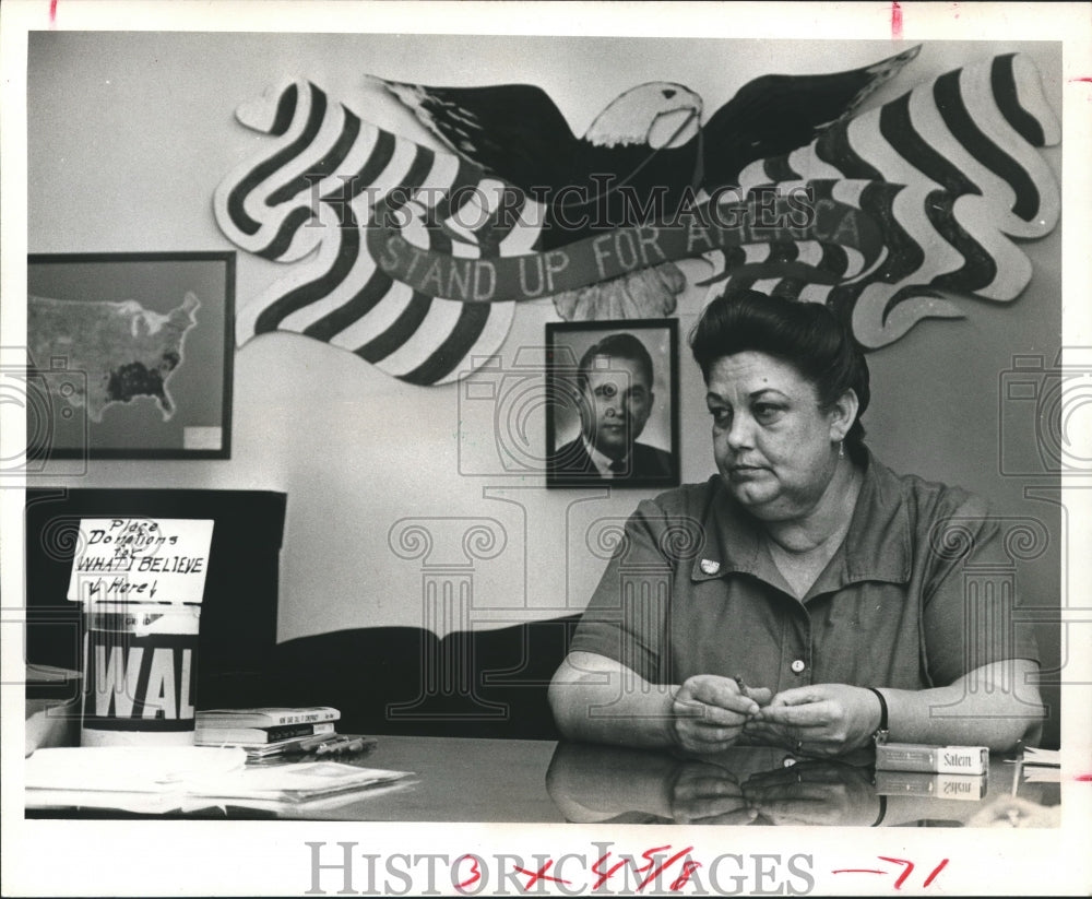 1972 Press Photo Mrs Bonnie Breaker, Office Manager for American Party Harris Co
