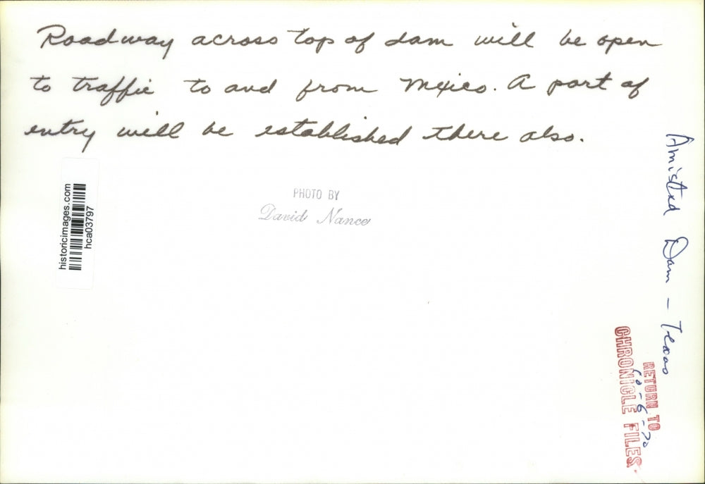 1970 Press Photo view of roadway across Amistad Dam, Texas - hca03797