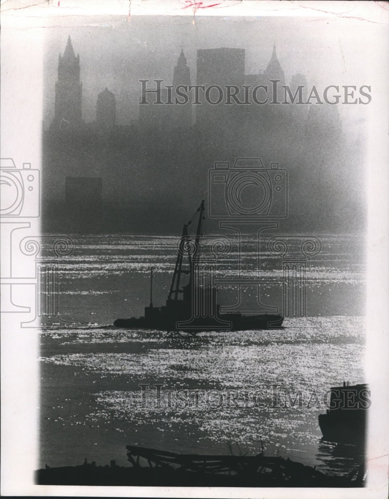 1967 Press Photo Smog seen because of Air Pollution, New York City - hca05240