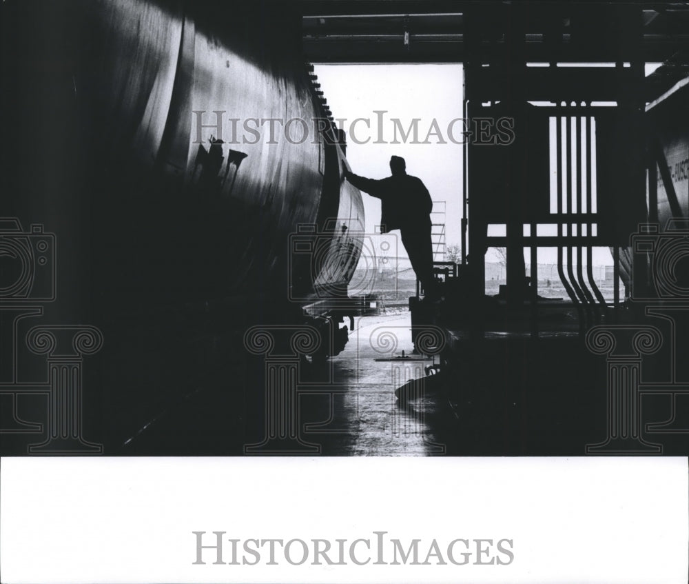 1974 Press Photo Huge tanks at Anheuser Busch, Inc, Houston - hca06275