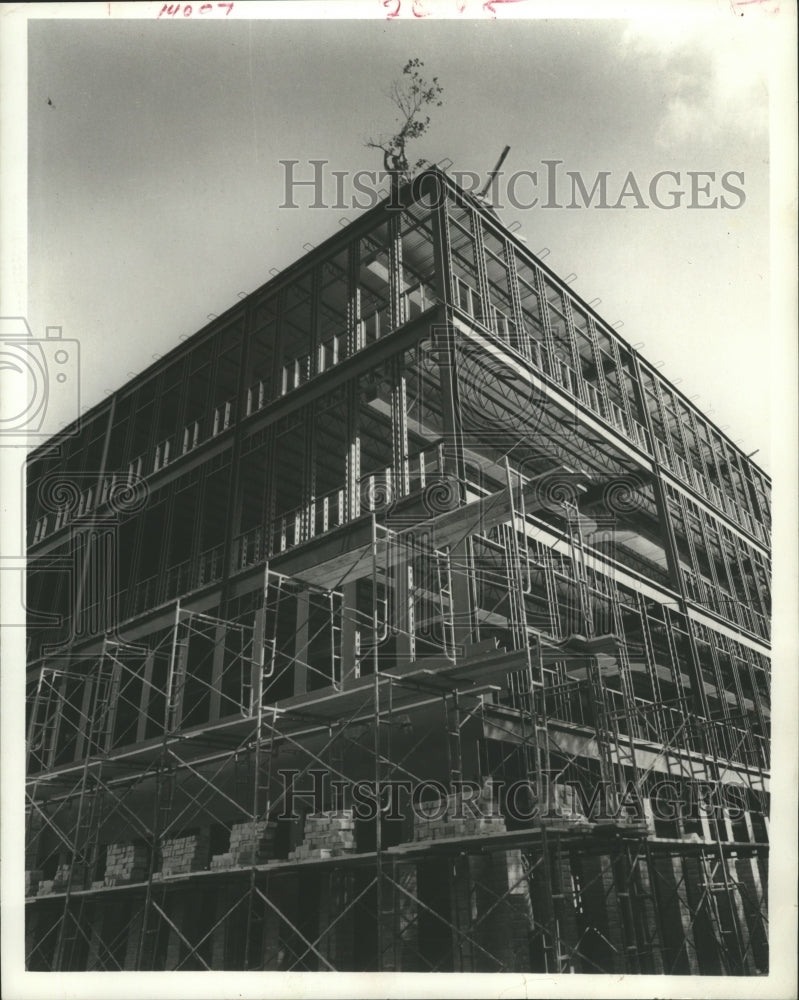1971 Press Photo Construction of a Series of Office Buildings in Bali Park
