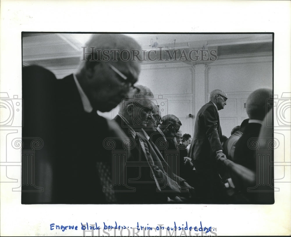 1974 Press Photo Mens Prayer Service at Baptist Temple, Houston - hca07907