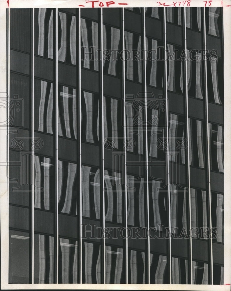 1969 Press Photo Bank of the Southeast Towers Building Houston, Concrete Drapes