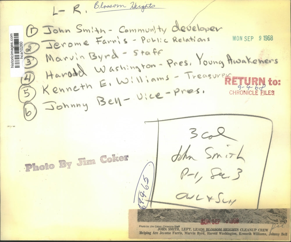 1968 Press Photo Blossom Heights cleanup crew tears down building - hca10260