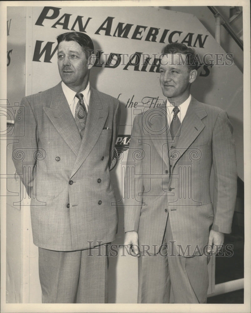 1952 Press Photo L.H. Durst &amp; James A. Winner Take Pan American Airways on Trip.- Historic Images