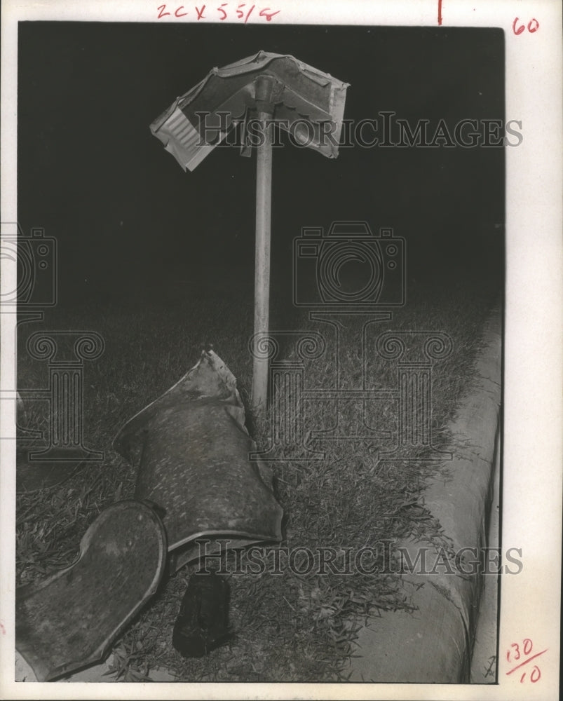 1969 Press Photo Mailbox destroyed by bomb in Houston - hca12508- Historic Images