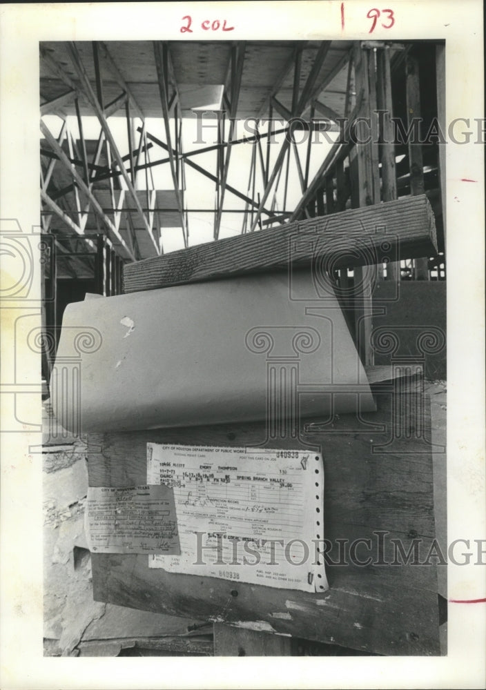 1974 Press Photo Church building permit and Stop Order, Claymont Church of God