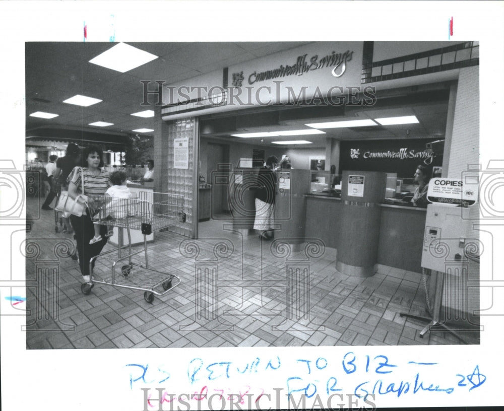 1989 Press Photo Commonwealth Saving&#39; Branches in Randall&#39;s Supermarkets Houston- Historic Images