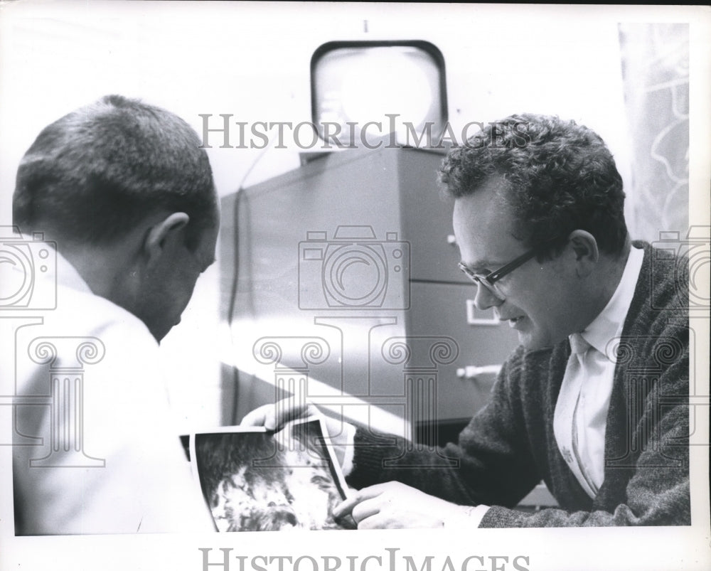 1969 Press Photo Jacques Beckers & Paul Tallant, Sacramento Peak Observatory