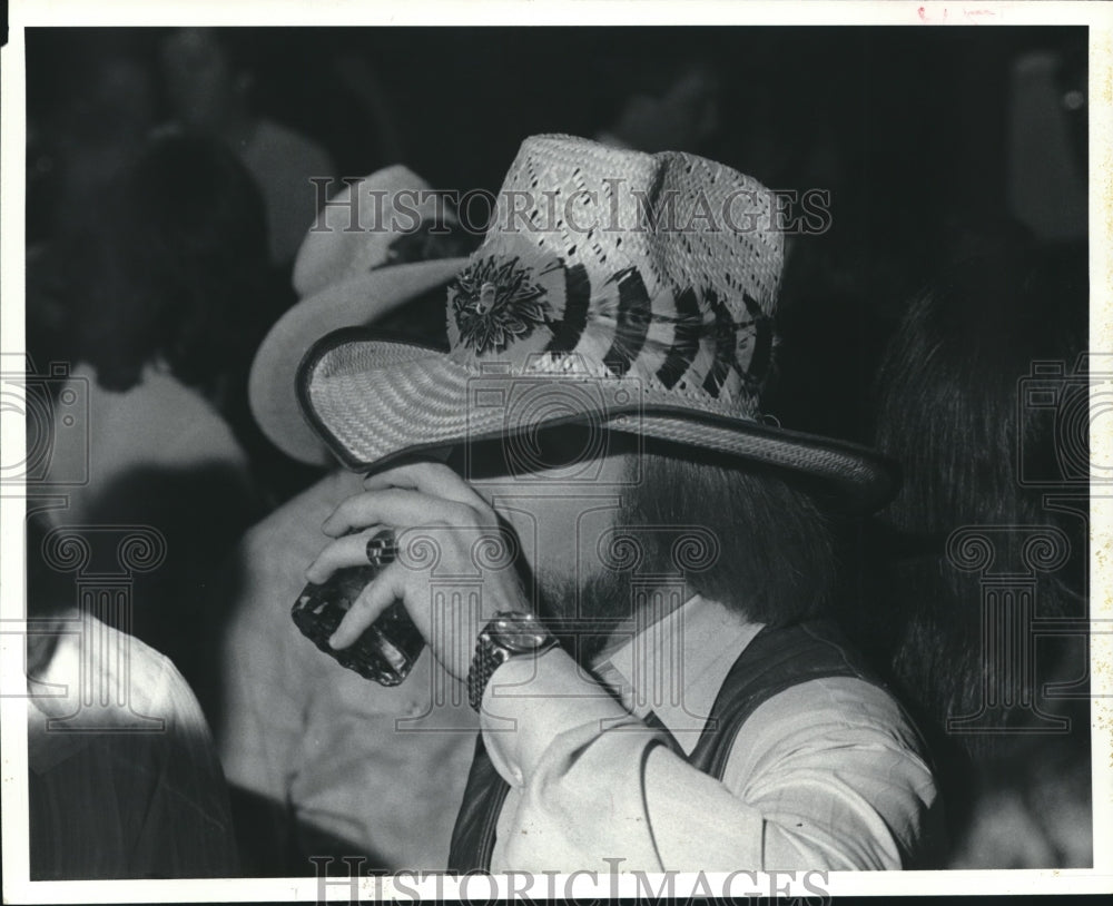 1979 Press Photo Gary Daniel wearing a Cowboy hat for Country Music - hca16204- Historic Images