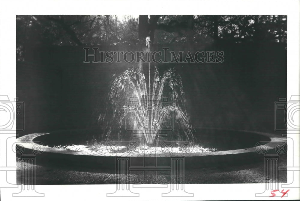1978 Press Photo Fountain at entrance to Houston Arboretum, Houston - hca19051