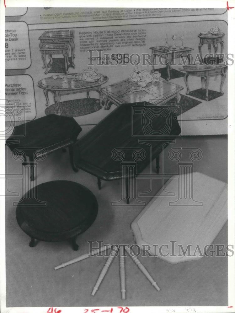 1985 Press Photo Doll House Furniture. - hca20206- Historic Images