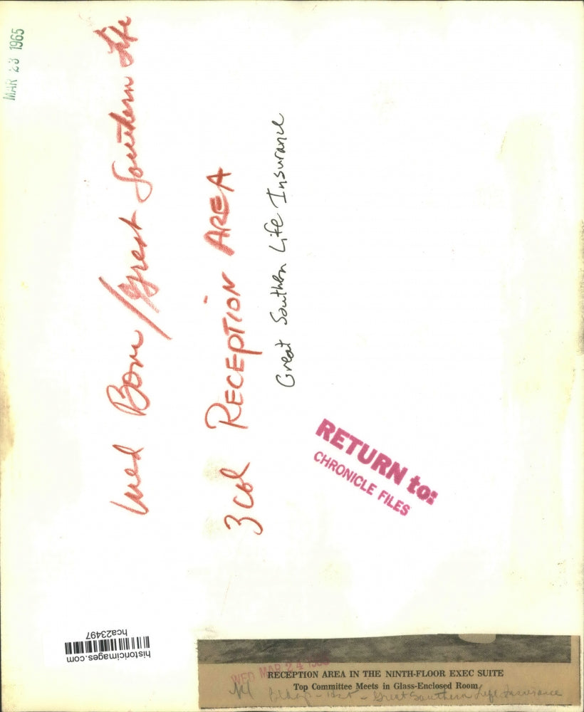 1965 Press Photo Reception area of 9th floor at Great Southern Life Ins, Houston