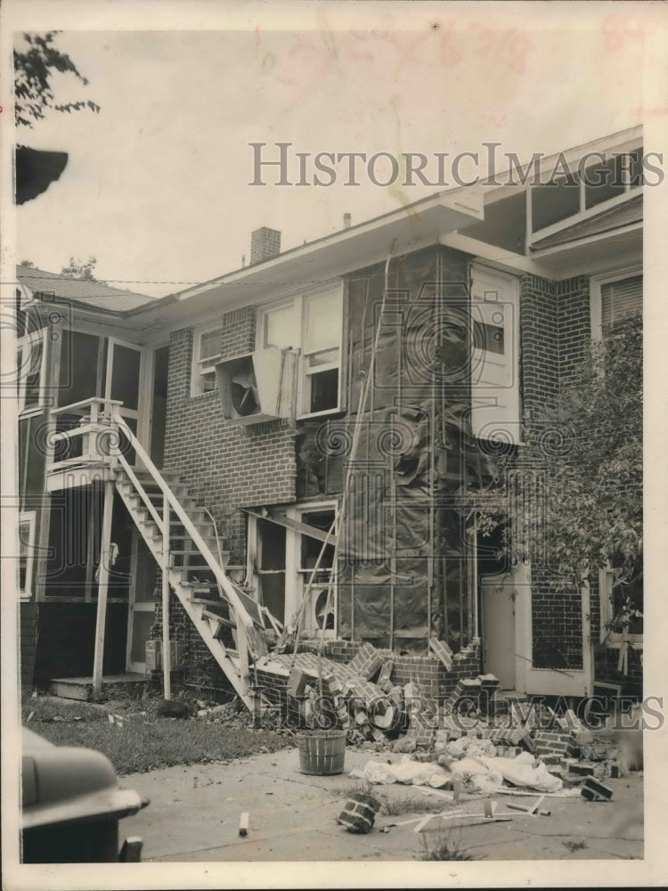 1957 Press Photo Explosions - Houston - hca24050- Historic Images