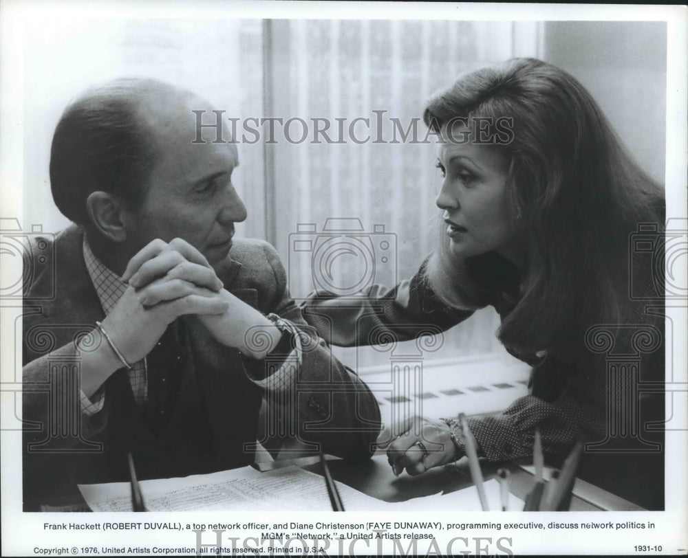 1980 Press Photo Robert Duvall and Faye Dunaway in &quot;Network&quot; - hca24723- Historic Images