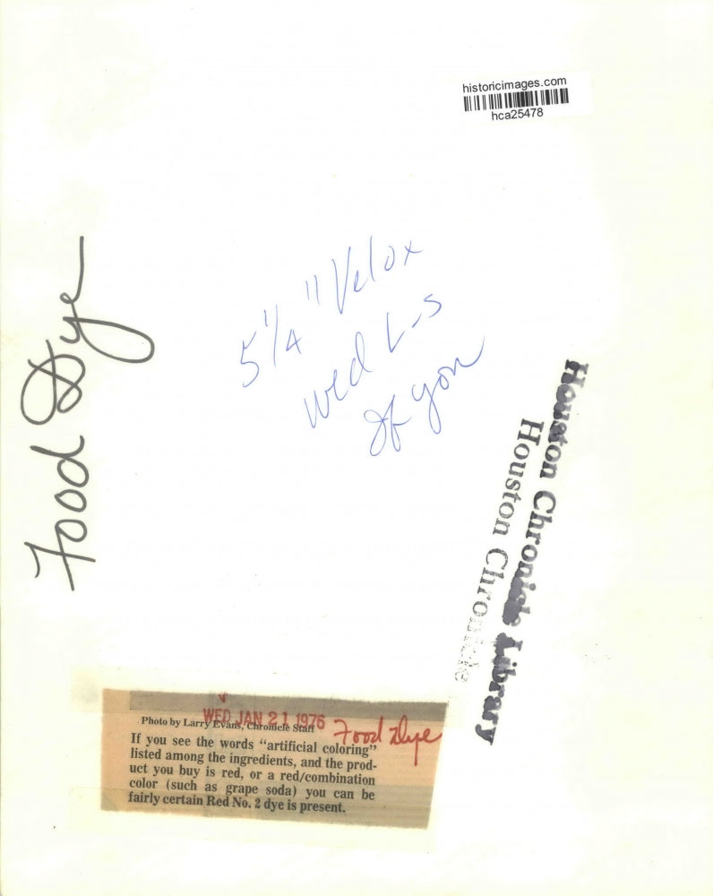 1976 Press Photo Products containing "artificial coloring" - hca25478