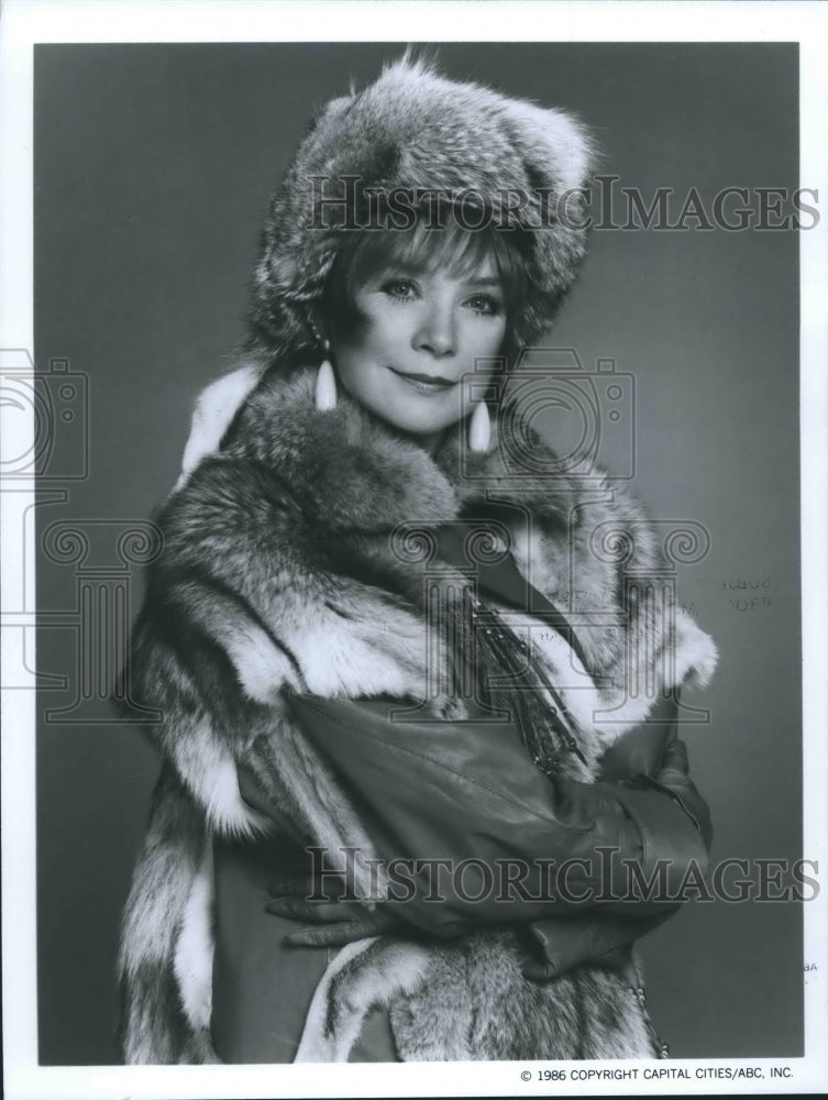 1986 Press Photo Actress Shirley MacLaine Stars in &quot;Out on a Limb&quot; - hca25606- Historic Images