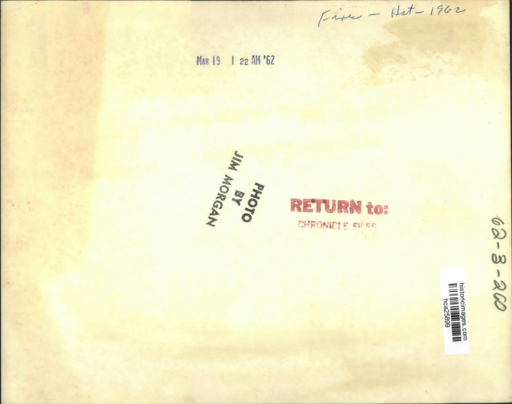 1962 Press Photo Fireman fight house fire in Houston - hca25899