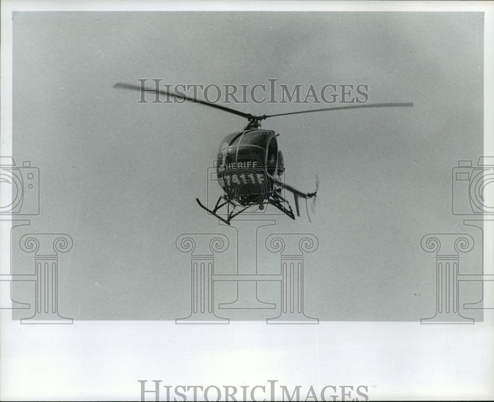 1976 Press Photo Harris County Sheriff Department helicopter in the air in TX