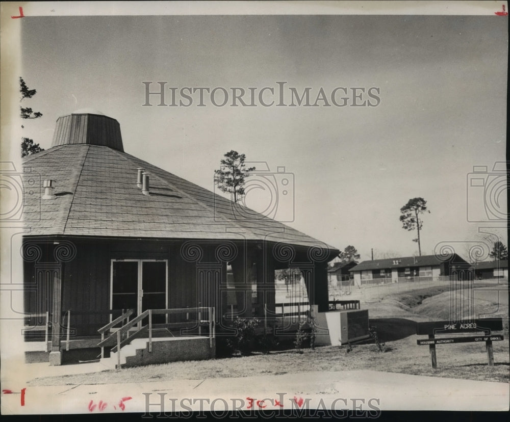 1969 Press Photo Diboll project community building - hca26713