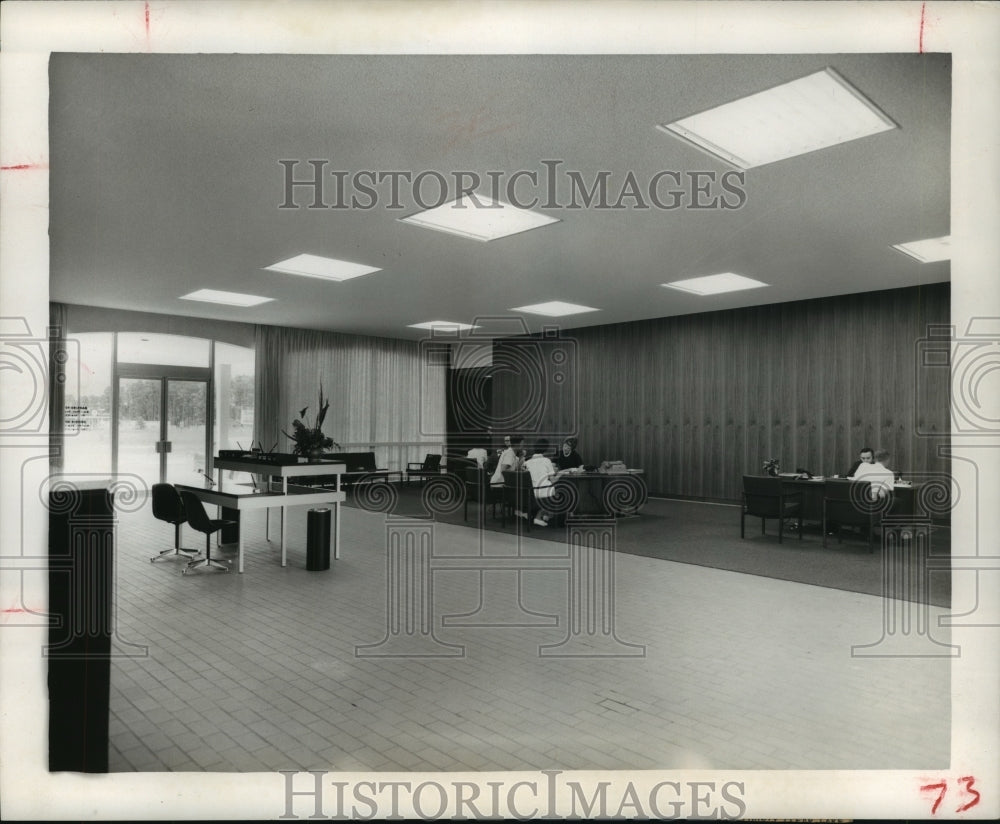 1968 Press Photo Lobby of Homestead State Bank on Homestead Road - hca27741