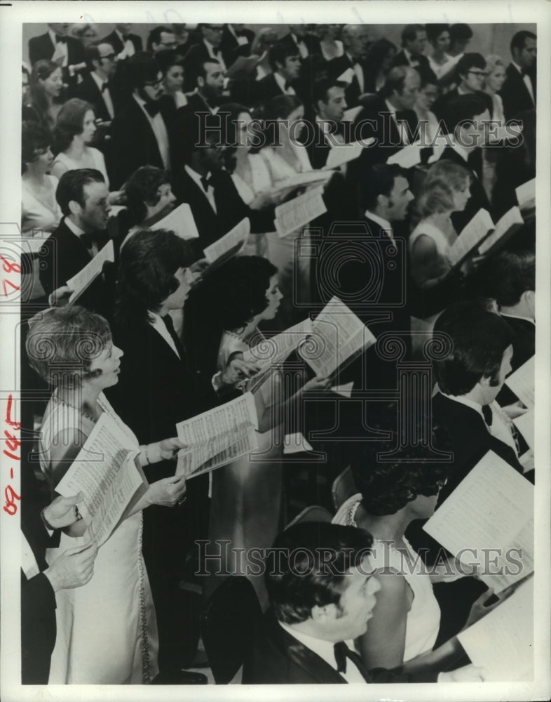 1971 Press Photo Houston Symphony Chorale members in concert - hca29039- Historic Images