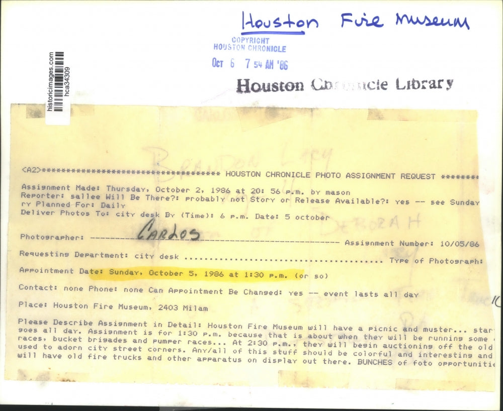 1986 Press Photo Boy in driver's seat of fire truck at Houston Fire Museum