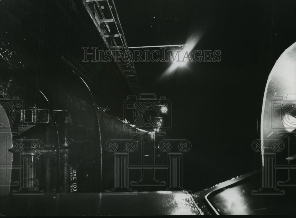 1970 Press Photo Close up of boat equipment on Intracoastal Canal, Texas