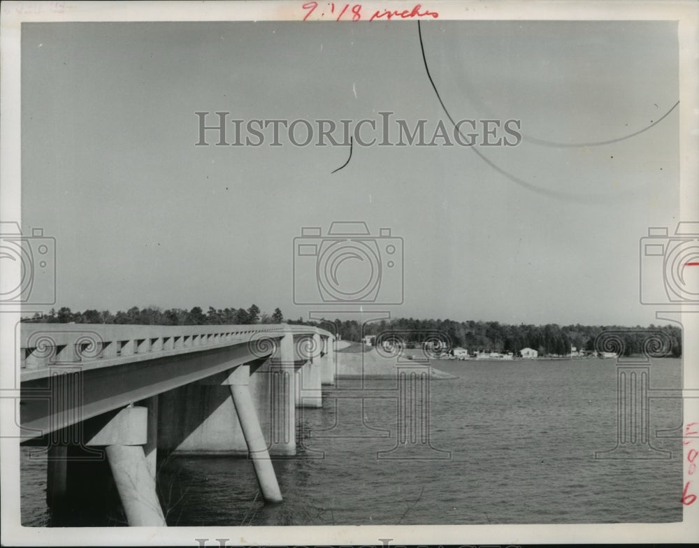 1964 Press Photo FM 1960 bridge crossing Lake Houston in Huffman, Texas