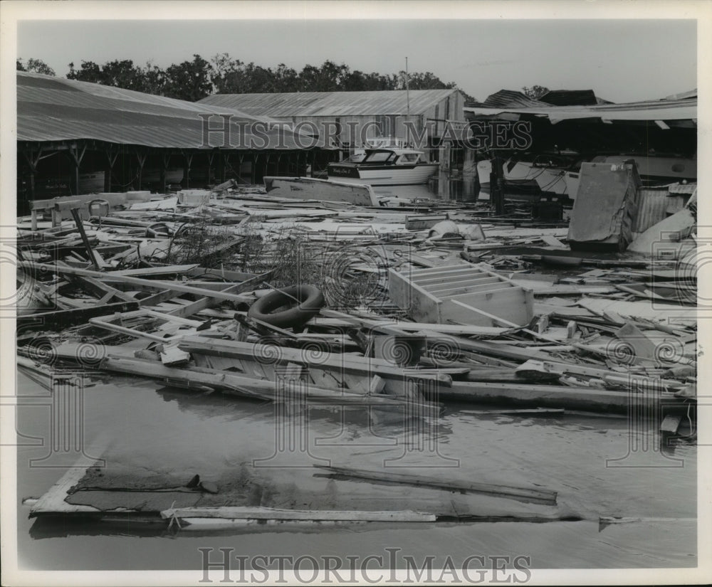 1961 Press Photo Clear Lake full of rubble after Hurricane Carla in Texas