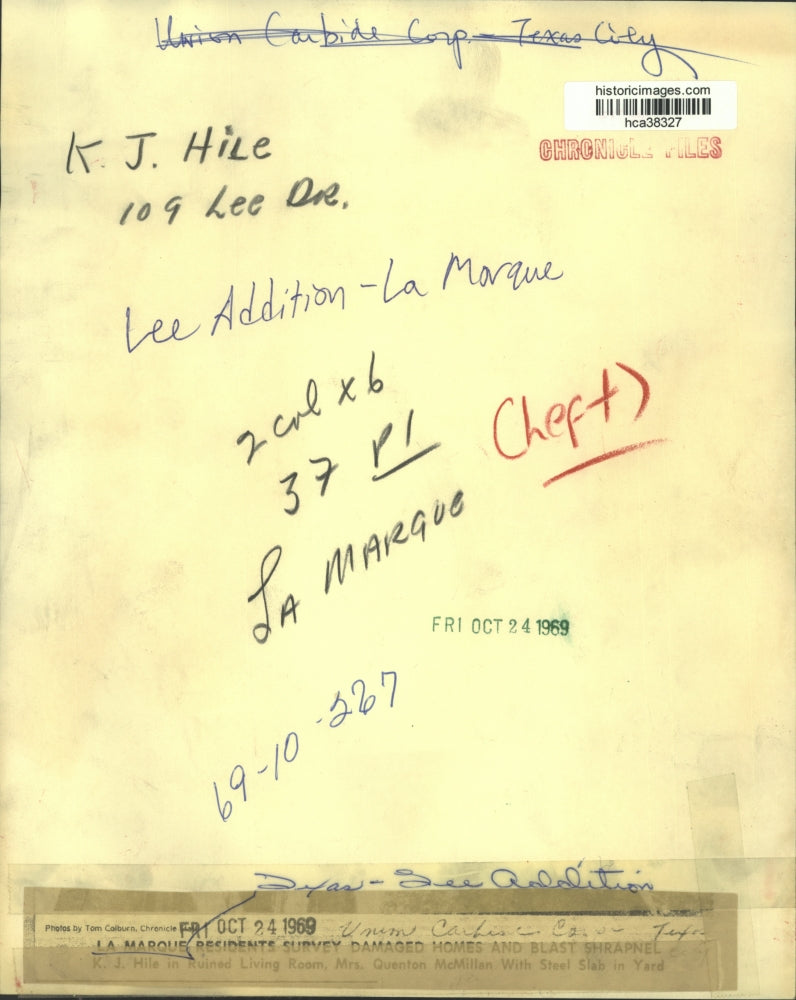 1969 Press Photo K. J. Hile in La Marque home destroyed by plant explosion