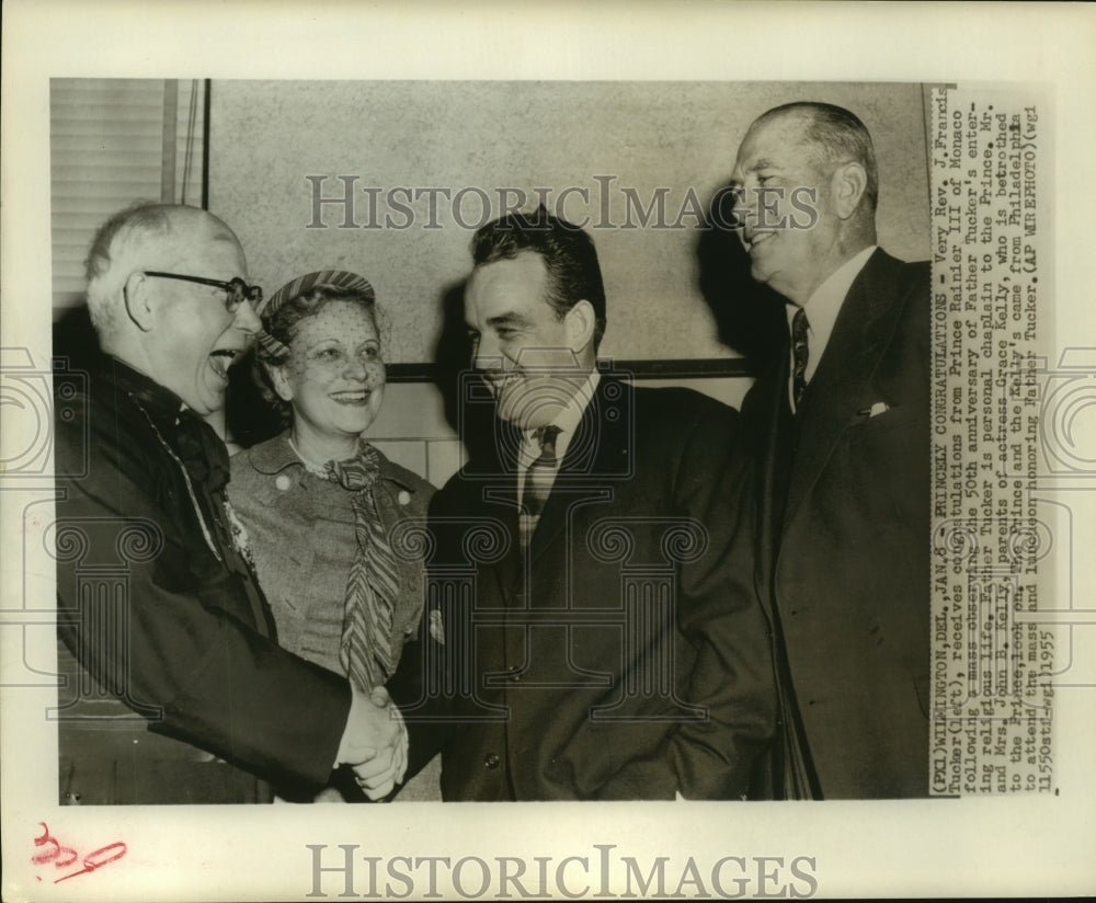 1956 Press Photo Very Rev J. Francis Tucker gets praise in DE on 50 years