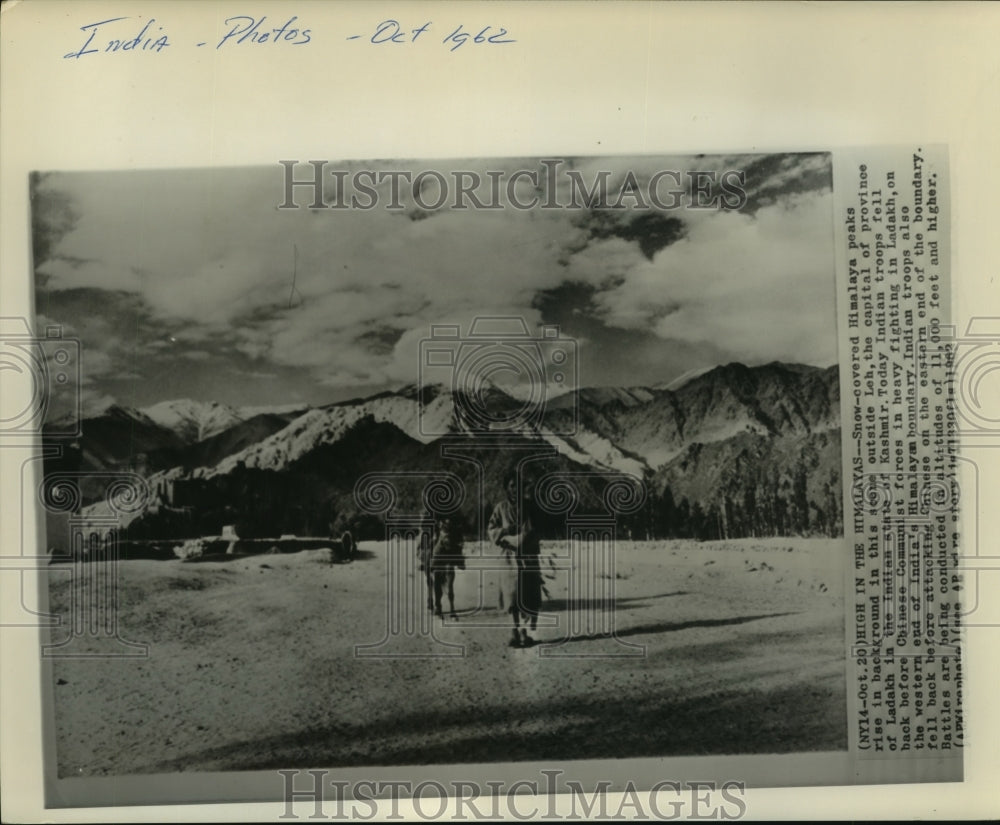1962 Press Photo Indian troops in Leh, Kashmir near Himalayan border - hca40387