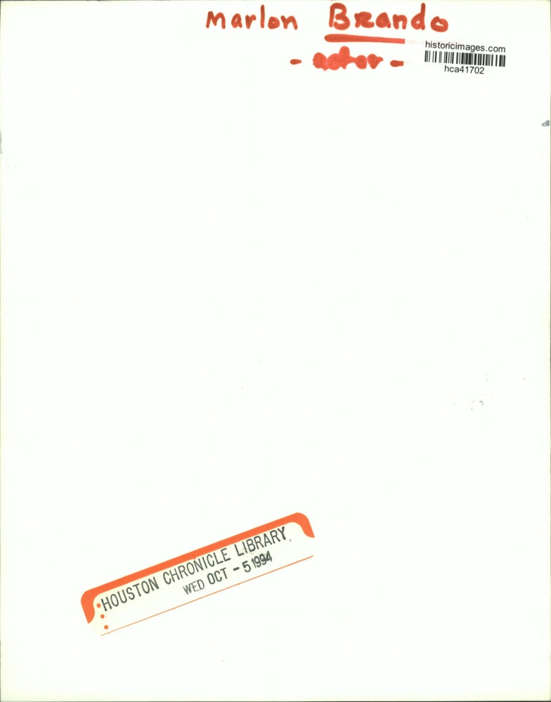 1955 Press Photo Actor Marlon Brando in two film scenes - hca41702