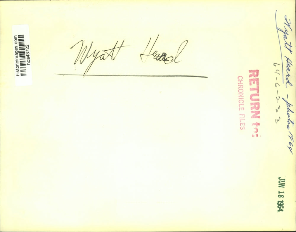 1964 Press Photo Lawyer Wyatt Heard speaks in microphone in Texas court