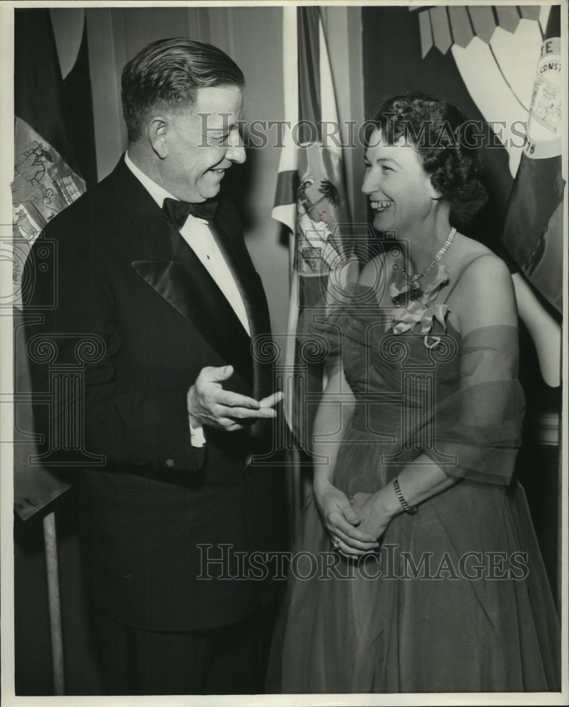 1952 Press Photo Governor and wife at Governer's Conference event in Houston