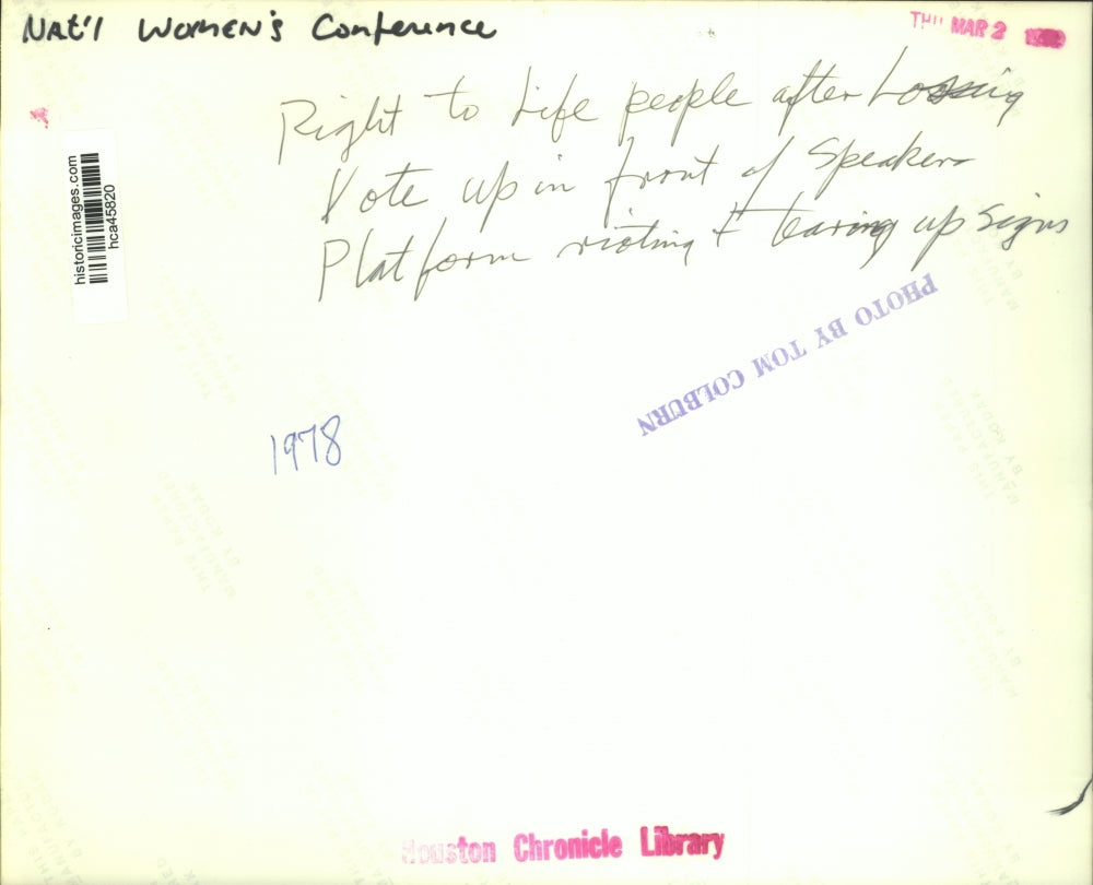 1978 Press Photo Right to Life women after lost vote at Women's Conference in TX